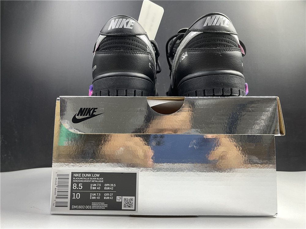 Off-White x Nike Dunk Low  CT0856 403